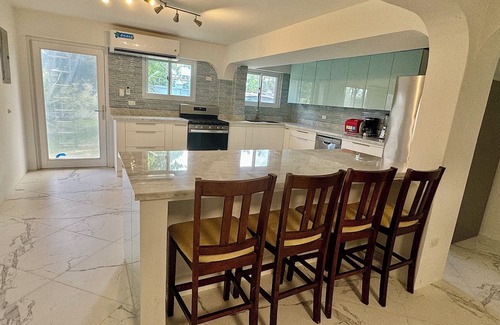 San Antonio Maison | Sunset Beach House