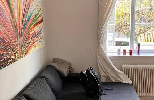 Charlottenlund Appartement | Cozy studio Apartment really close to the public transportation