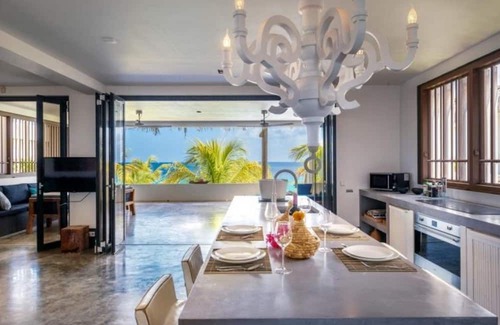 Kralendijk Maison | Luxury villa with private pool and private beach