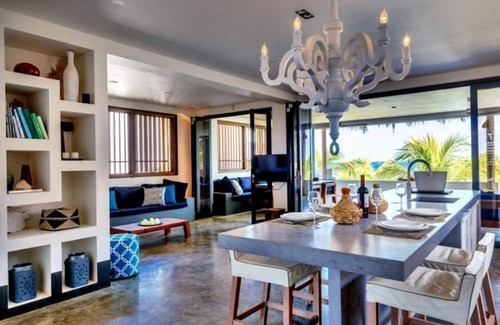 Kralendijk Maison | Luxury villa with private pool and private beach