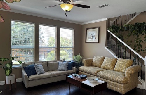 McKinney Maison | Spacious 5BR McKinney home. Great for all occasions! WiFi, AC