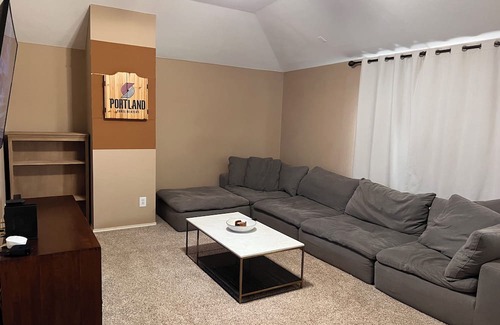 McKinney Maison | Spacious 5BR McKinney home. Great for all occasions! WiFi, AC