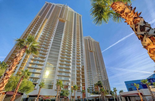 Las Vegas Copropriété | MGM Signature-11-611 Strip View Jacuzzi Studio