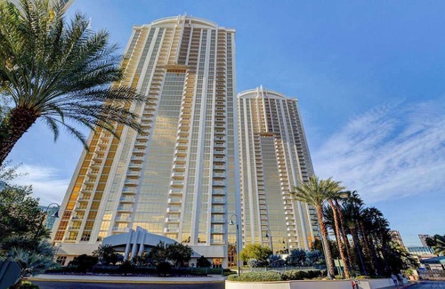 Las Vegas Copropriété | MGM Signature-11-611 Strip View Jacuzzi Studio