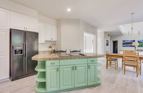 Centennial Maison | Pet-Friendly Home w/Fenced Yard in Centennial!