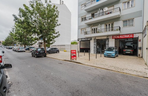 Benfica Appartement | Blueground | Benfica, furnished, a/c, washer