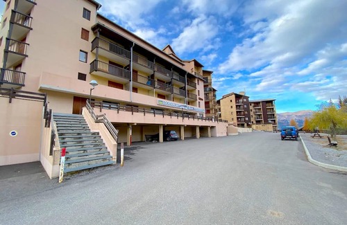 Enchastrayes Appartement | Studio 4p - magnificent view - at the foot of the slopes