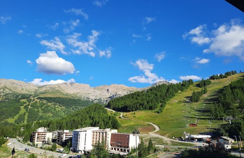 Enchastrayes Appartement | Studio 4p - magnificent view - at the foot of the slopes