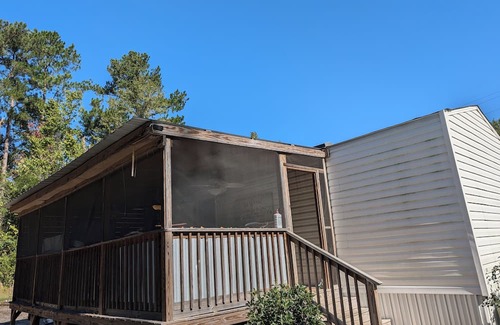 Summerton Maison | Charming 2-BR 2BA on Lake Marion- John C Landing -Cuddo Summerton SC