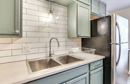 Pueblo Maison | 4 Mi to Dtwn: Cozy Home in Pueblo
