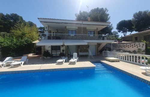 Tarragona Appartement | China -Double or Twin Room with Swimming