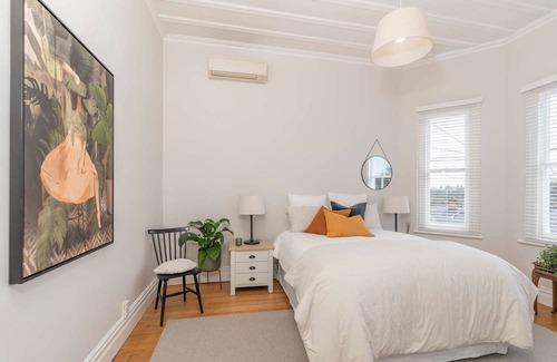 Kingsland Maison | Spacious 4-bedroom house in marvelous Auckland with WiFi, AC