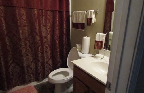 Clarkdale Maison | Charming 1-bedroom space with livingroom WiFi and AC in fabulous Douglasville