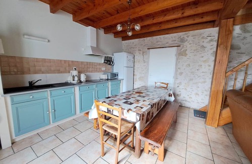 Saint-Pierre-de-Buzet Appartement | Gîte "Les Glycines" 3 bedrooms