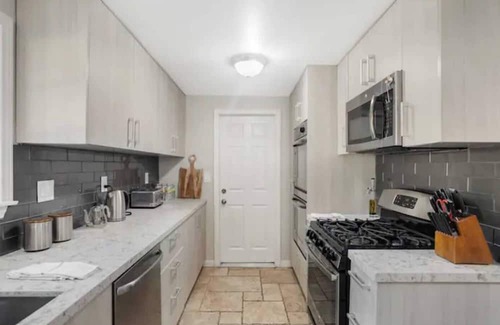Granada Hills North Maison | Beautiful Secluded Home