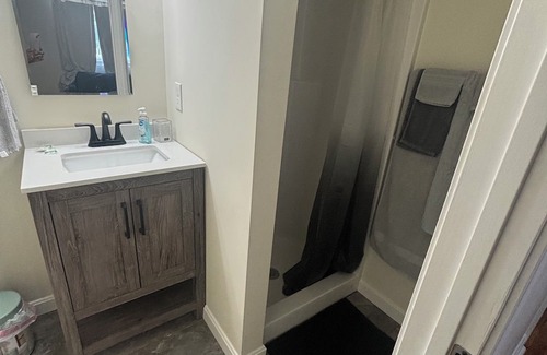 Cherry Valley Maison | 1-bedroom with AC and WiFi in wonderful Worcester Area