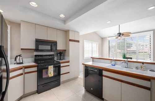 La Conner Maison | LC1: Charming 3-bedroom house with WiFi, AC in nice La Conner