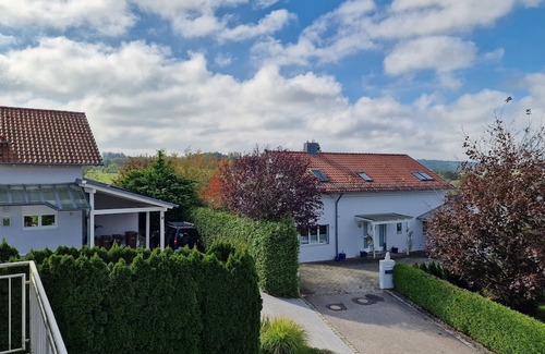 Haarbach Maison | Living on the golf course in a very quiet location.