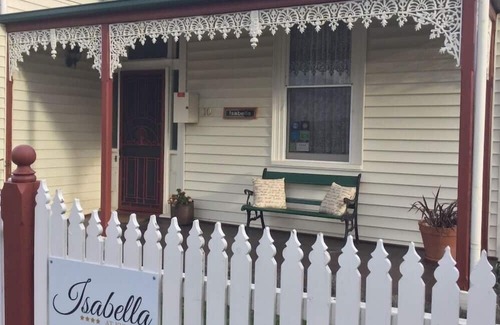 Kyneton Maison | Three night stay minimum Kyneton