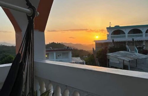 Caimito Maison | Hilltop Havennn