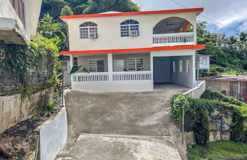 Caimito Maison | Hilltop Havennn