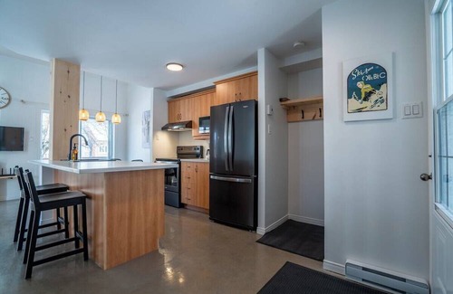 Beaupre Cottage | La Rossignol 1907 - Cottage for 6 people at 2 minutes from Mont-Sainte-Anne
