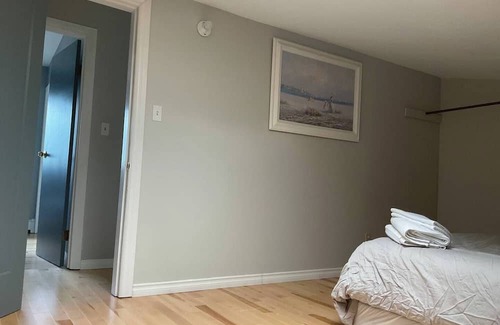 North Okanagan Cabine | The Mansard suite two-bedroom plus den