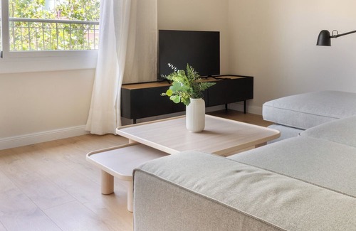El Baix Guinardo Appartement | Weflating SANT PAU - Cozy 4 BDR