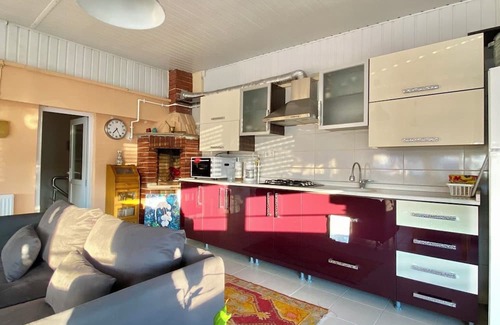 Konyaalti Appartement | Luxury Terrace Floor, Near Konyaalti Beach with Stunning Mountain Views