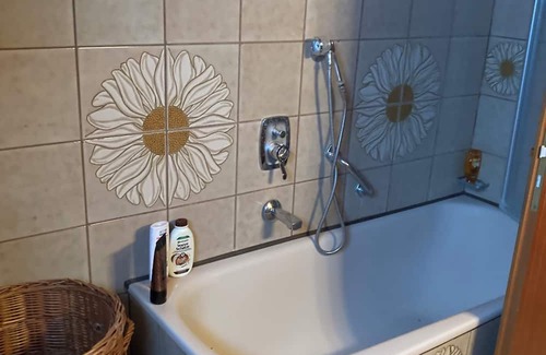 Herbrechtingen Maison | Quiet vacation apartment in the countryside. Ideal for hikers and bikers. Garden included