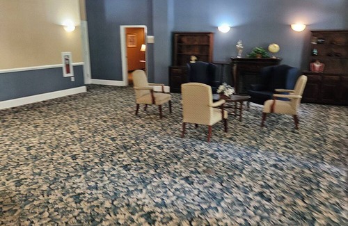 Valley Forge Maison | Cozy hotel in charming Phoenixville with WiFi, AC