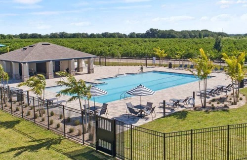 Lakeland - Winter Haven Appartement | Spacious 4-bedroom Corporate Home with AC, WiFi in gorgeous Winter Haven