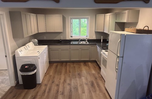 Middlesex Maison | Charming River Retreat in Naples Ny