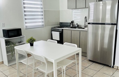 Celada Appartement | Tropical 2BR Apt +Priv Bath and Parking in Gurabo