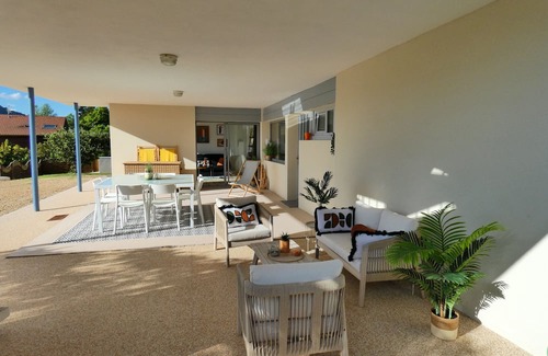 Bilieu Appartement | LAC CASA 60 - gîte with beach and terrace overlooking the lake