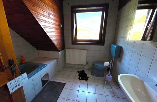 Hohenthurn Maison | Fair-priced and compact rooms overlooking Dobratsch (10 mins to Dreiländereck)