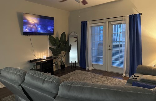Lafayette Maison | Charming 2-bedroom house in gorgeous Lafayette with AC, WiFi