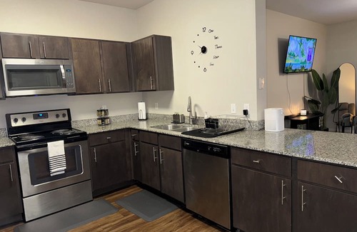 Lafayette Maison | Charming 2-bedroom house in gorgeous Lafayette with AC, WiFi