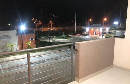 San Juan-Laventille Appartement | 10 minutes from Maracas Bay /Gated 3BD Apartment with Pool and Gym…
