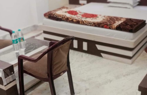 Rai Hôtel | Goroomgo Swastik Palace