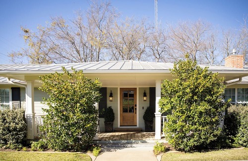 McGregor Maison | The Carriage House FIXER UPPER Season 3/Close to Waco