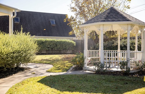 McGregor Maison | The Carriage House FIXER UPPER Season 3/Close to Waco
