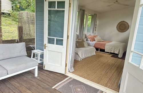 Currumbin Valley Cabine | Cabin the Near the Sea