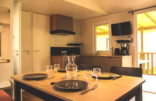 Alrance Maison | Camping 3 étoiles - Piscine - ccaadgc