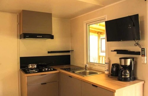 Alrance Maison | Camping 3 étoiles - Piscine - ccaadgc