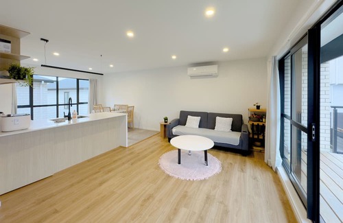 Mount Wellington Lit Et Petit-Déjeuner | One-Bedroom En Suite in Sylvia Park