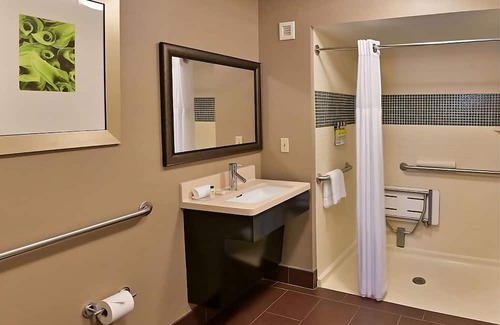 Sunnyvale Maison | 4 Charming Suites w/Pet-Friendly Rooms, BBQ Area & Fresh Breakfast