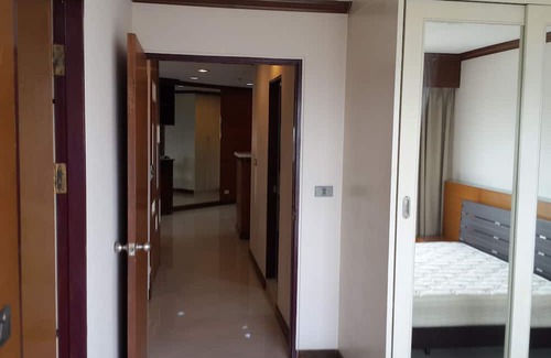 Makkasan Copropriété | Chic 2-bedroom condo with WiFi, AC in brilliant Krung Thep Maha Nakhon