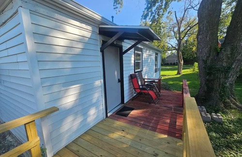 Marceline Maison | Charming 2-bedroom house with AC, WiFi in marvelous Marceline