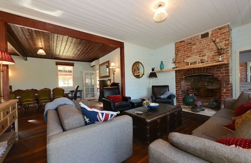 South Bruny Maison | Ventnor Guest House ~enchanting Cottage!